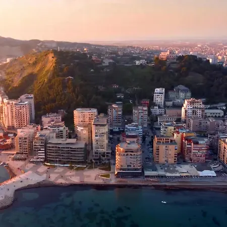 Daily Plazh * Durrës