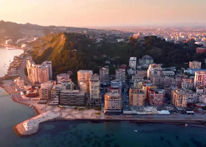 Daily Plazh * Durrës